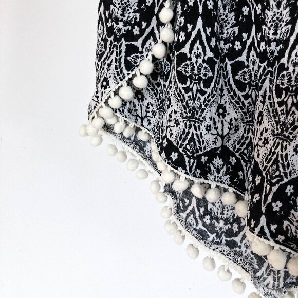 3 FOR $15 Boho Short shorts - Picture 7 of 9